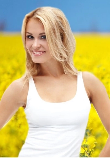 Oksana on GenerationLove Dating, the trusted dating service for singles!